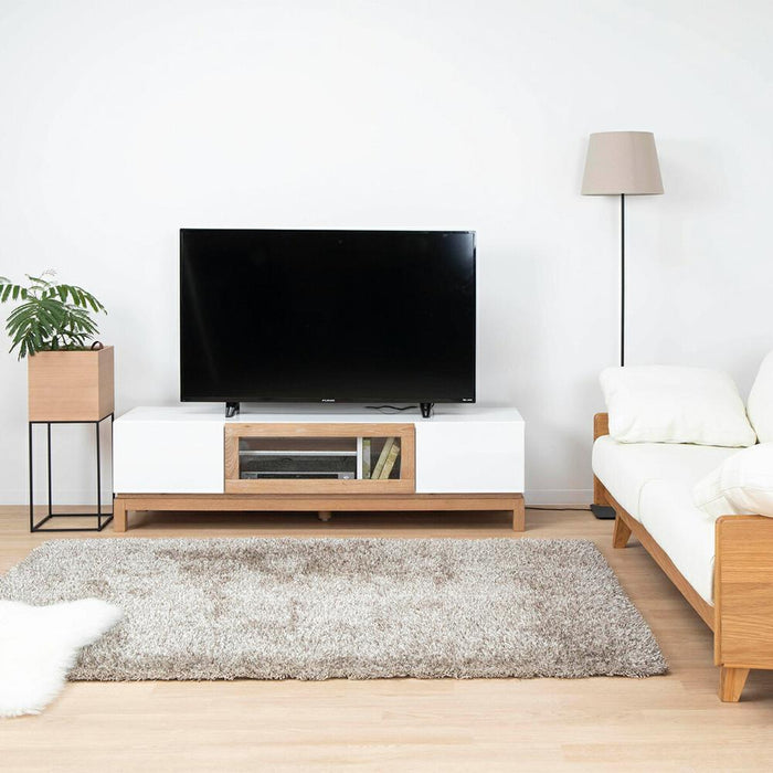 テレビ台 ローボード 白 180 cm おしゃれ 北欧 収納 引き出し テレビボード ロータイプ ホワイト オーク 無垢材 光沢 艶 UV塗装 リビングボード 脚 TV台 TVボード シンプル モダン TVラック 新生活 シギヤマ家具工業